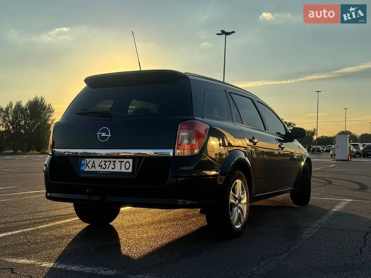 Opel Astra 2009 photo 3