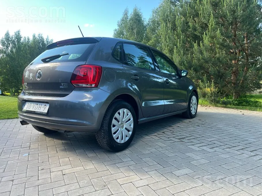 Volkswagen Polo 2011 photo 3
