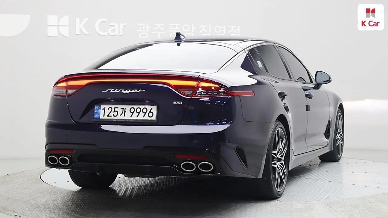 Kia Stinger 2023 photo 4