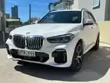 BMW X5 2019 photo 2