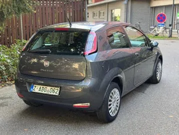 Fiat Punto 2012 photo 3