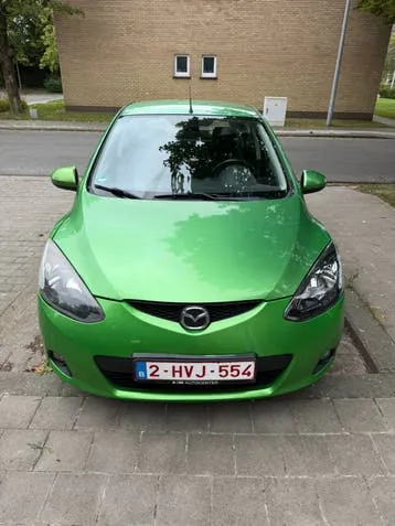 Mazda 2