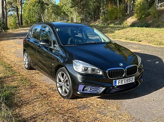 BMW 220D 2016 photo 2