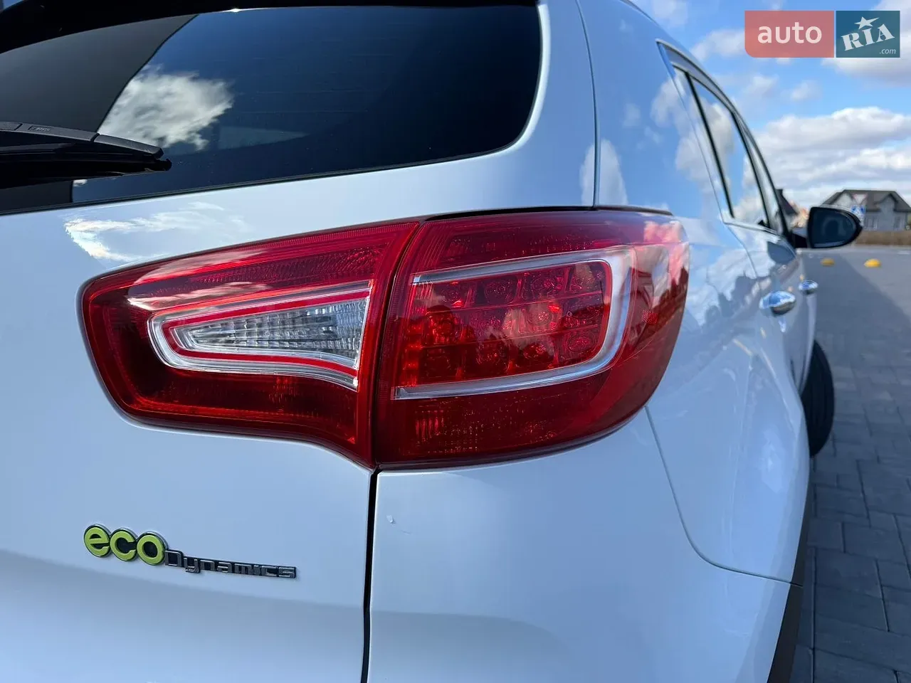 Kia Sportage 2011 photo 4