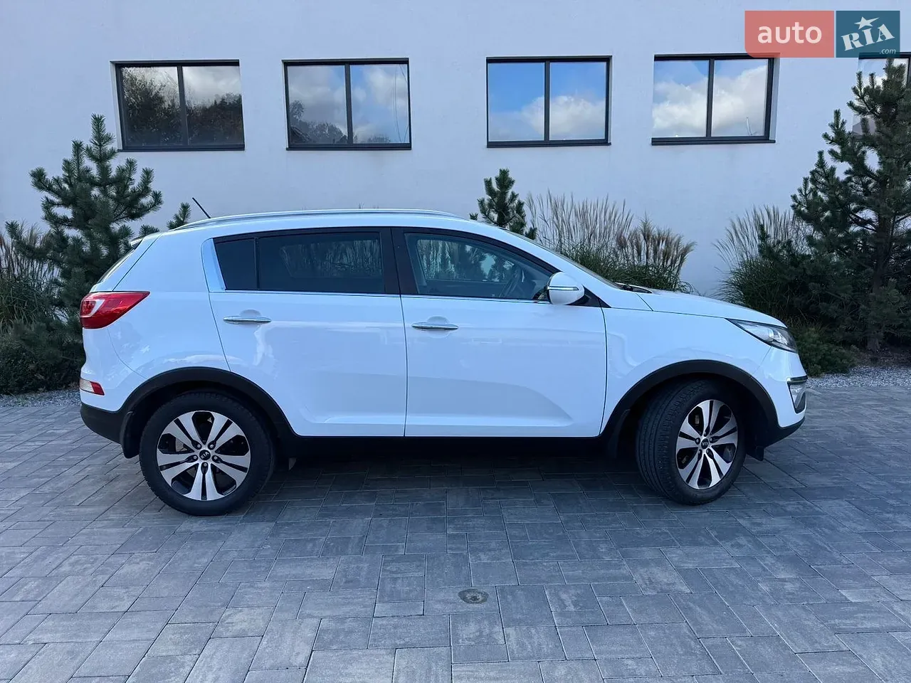 Kia Sportage 2011 photo 2