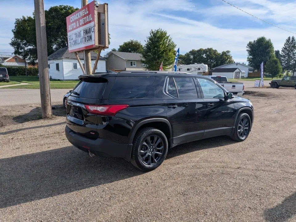 Chevrolet Traverse 2020 photo 2