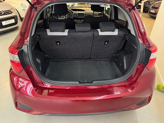 Toyota Yaris 2017 photo 5