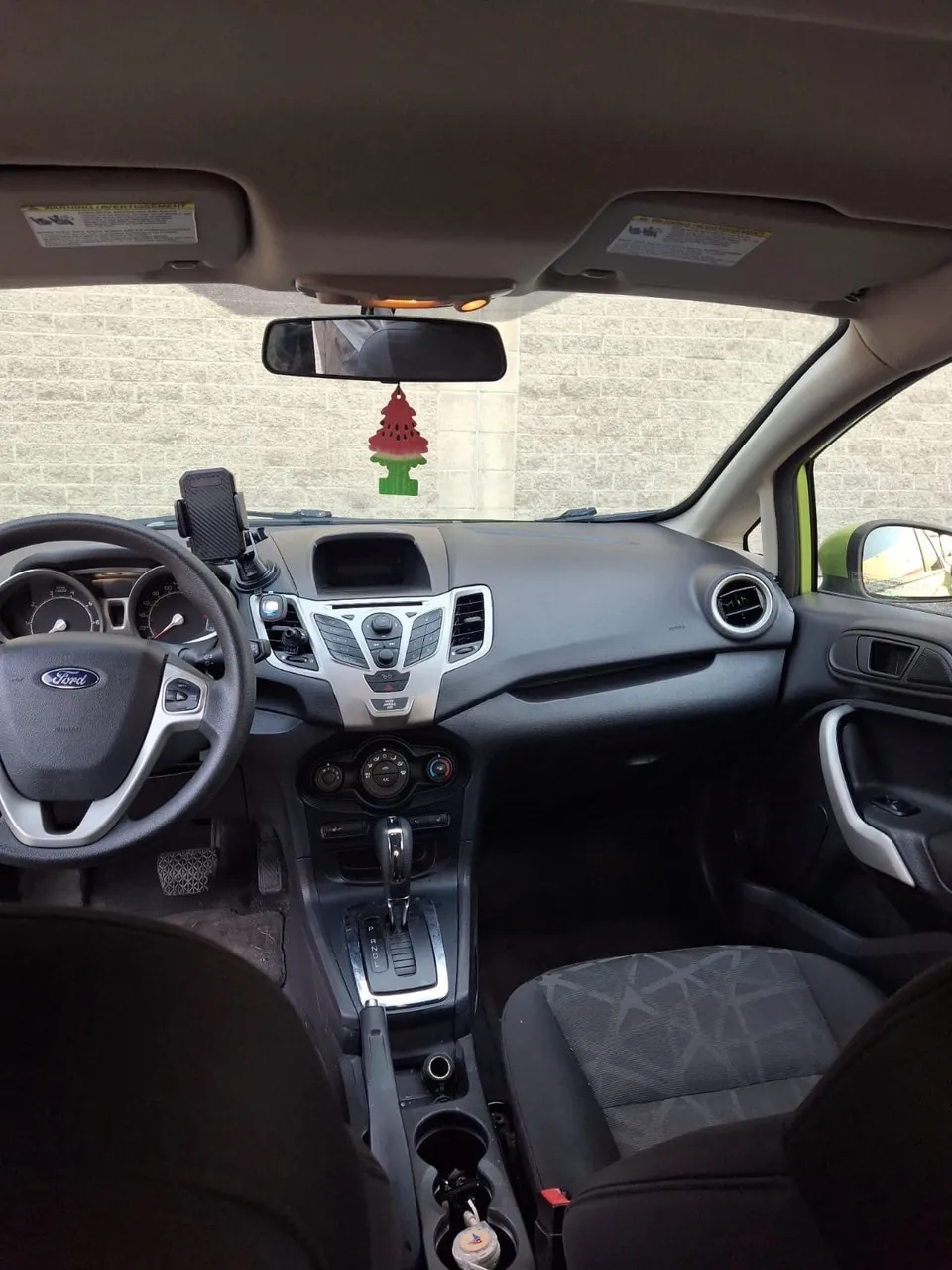 Ford Fiesta 2011 photo 5