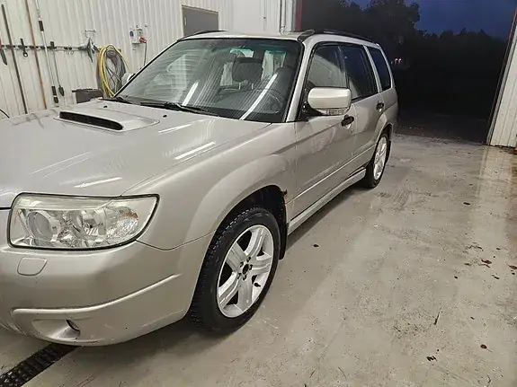 Subaru Forester 2006 photo 2