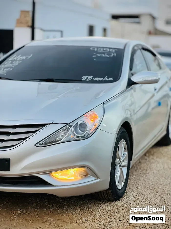 Hyundai Sonata 2011 photo 3