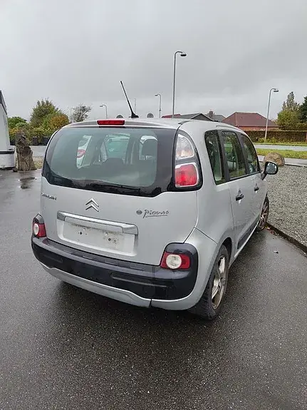 Citroen C3 Picasso 2010 photo 2