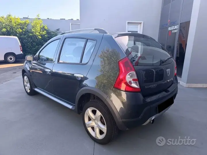 Dacia Sandero Stepway 2011 photo 4