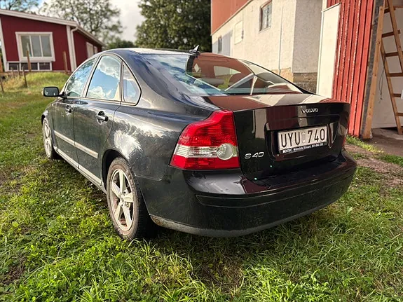 Volvo S40 2005 photo 2