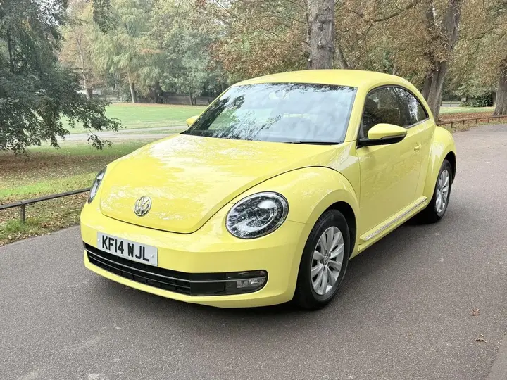 Volkswagen Beetle 2014 photo 2