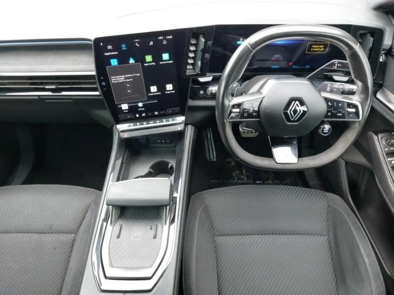 Renault Austral 2024 photo 3