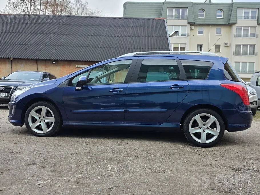 Peugeot 308 2008 photo 5