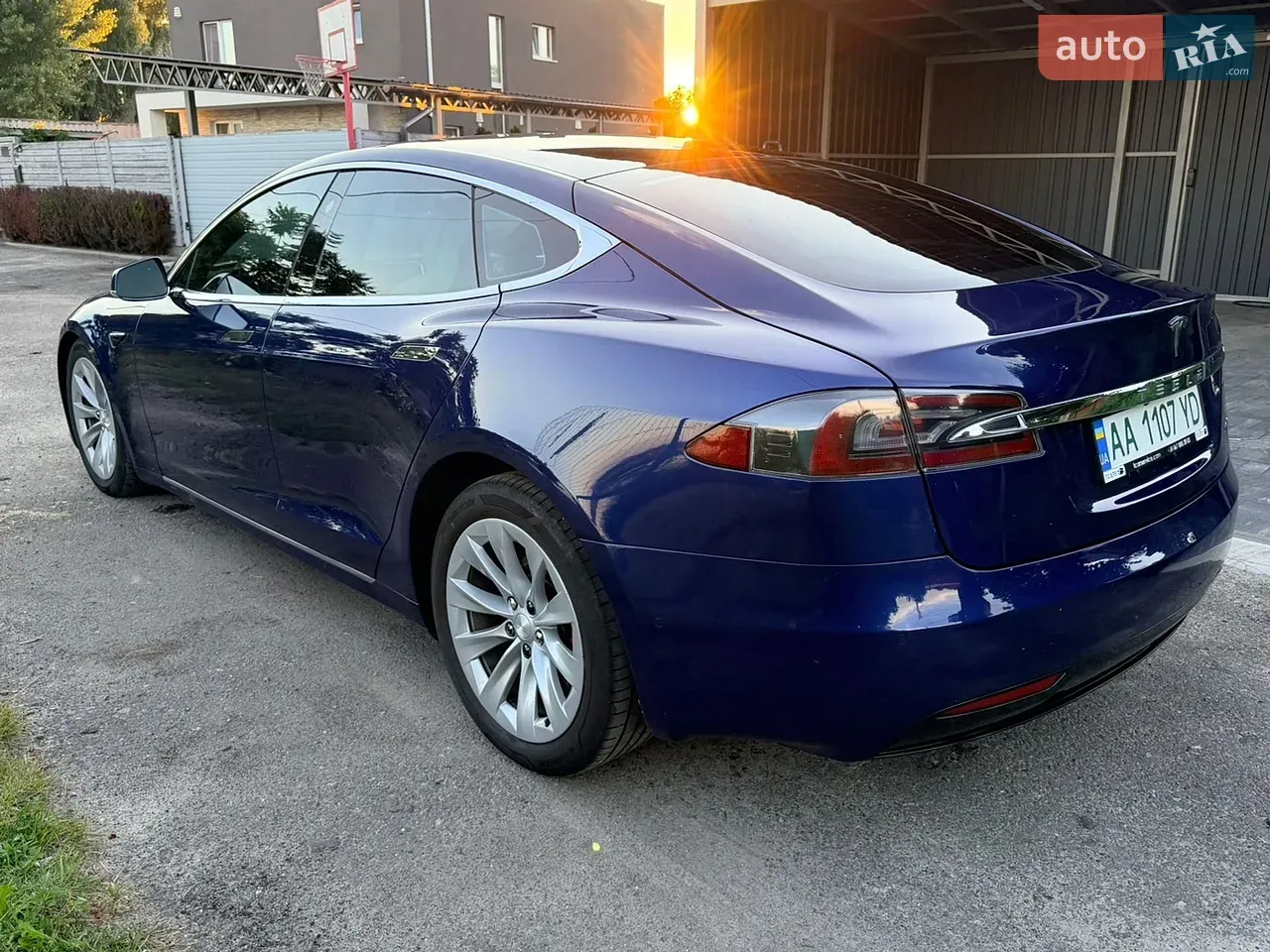 Tesla Model S 2017 photo 3