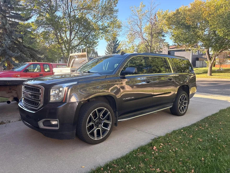 GMC Yukon Xl 2016 photo 2