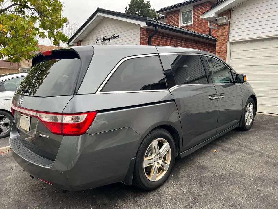 Honda Odyssey 2011 photo 4
