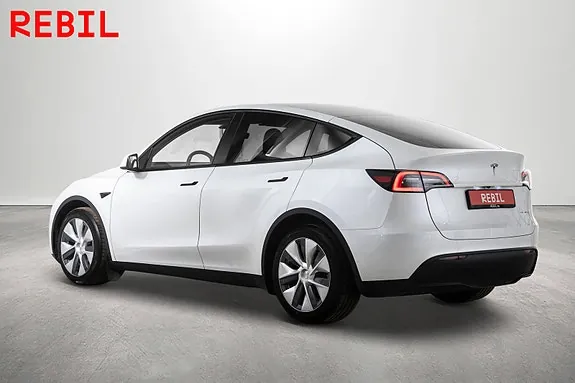 Tesla Model Y 2023 photo 5
