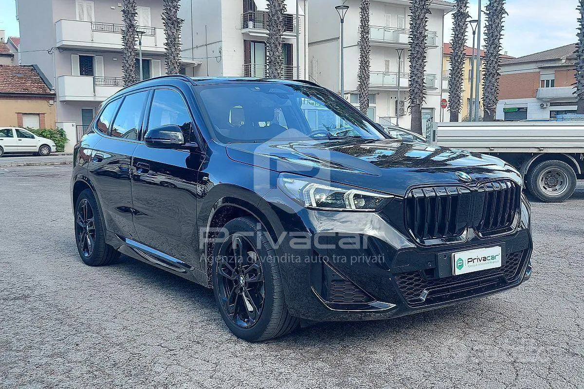BMW X1 2023 photo 3
