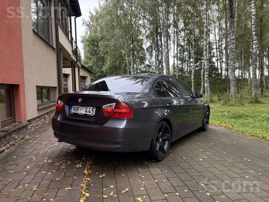 BMW 320D 2005 photo 3