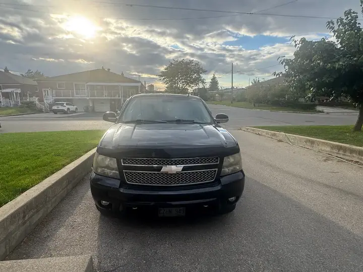 Chevrolet Tahoe 2009 photo 3