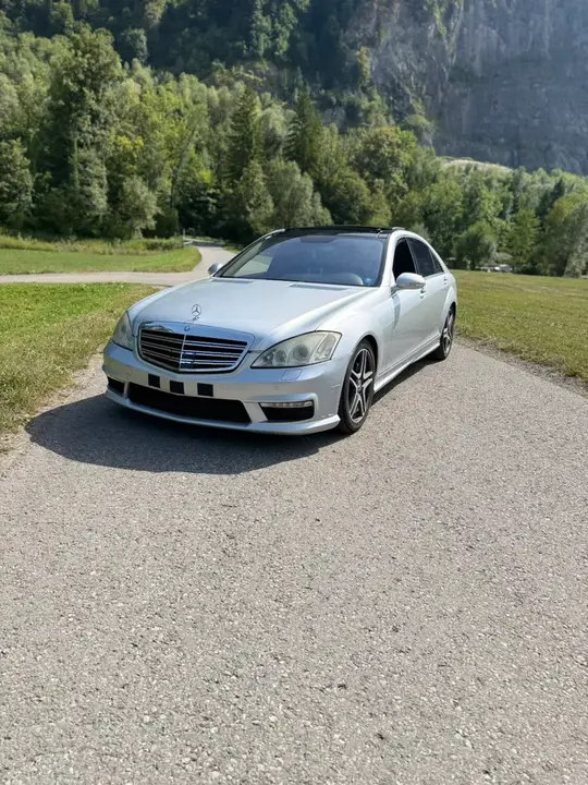Mercedes-Benz S-Class 2006 photo 2