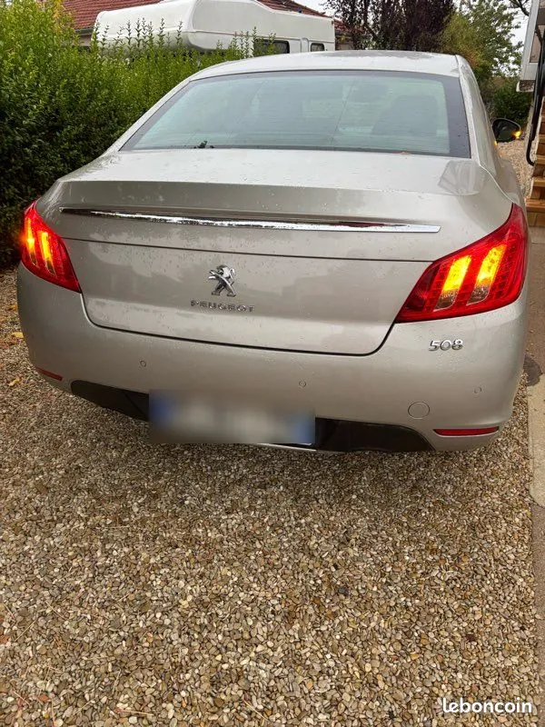 Peugeot 508 2011 photo 2