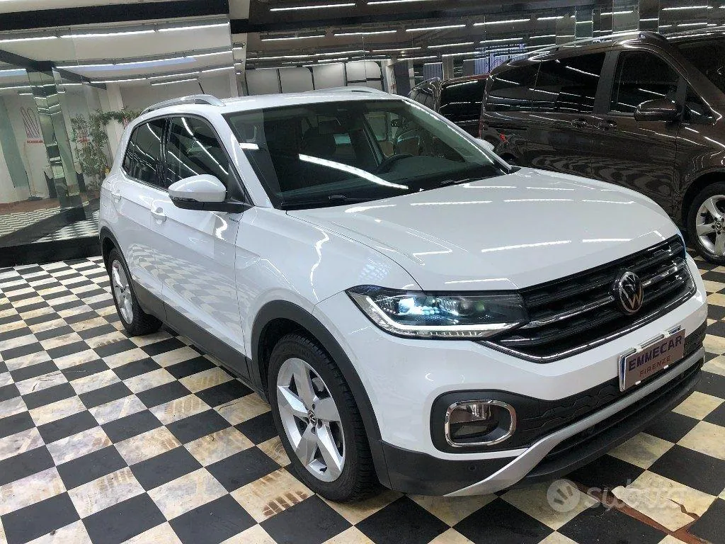 Volkswagen T-Cross 2021 photo 2