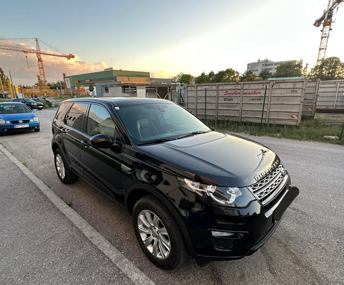 Land Rover Discovery Sport 2019 photo 3