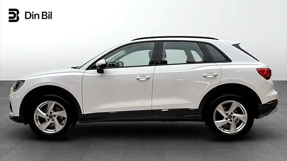 Audi Q3 2023 photo 2