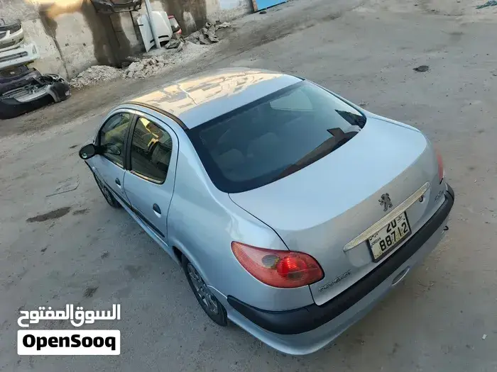 Peugeot 206 2010 photo 4