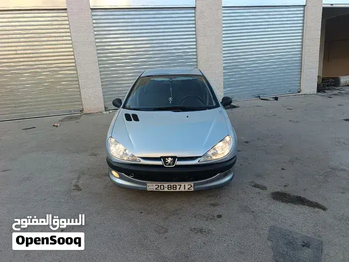 Peugeot 206 2010 photo 2