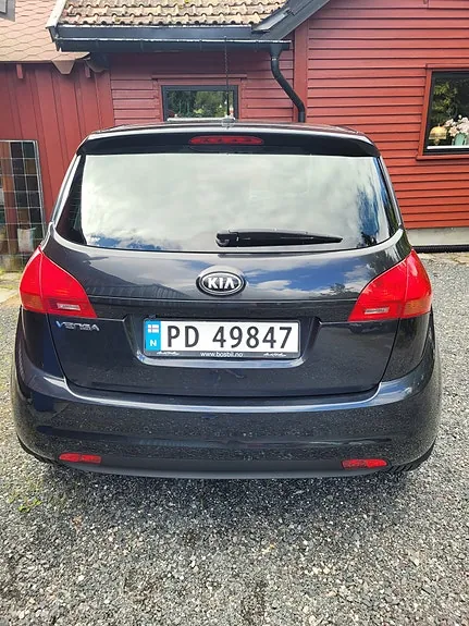 Kia Venga 2014 photo 5