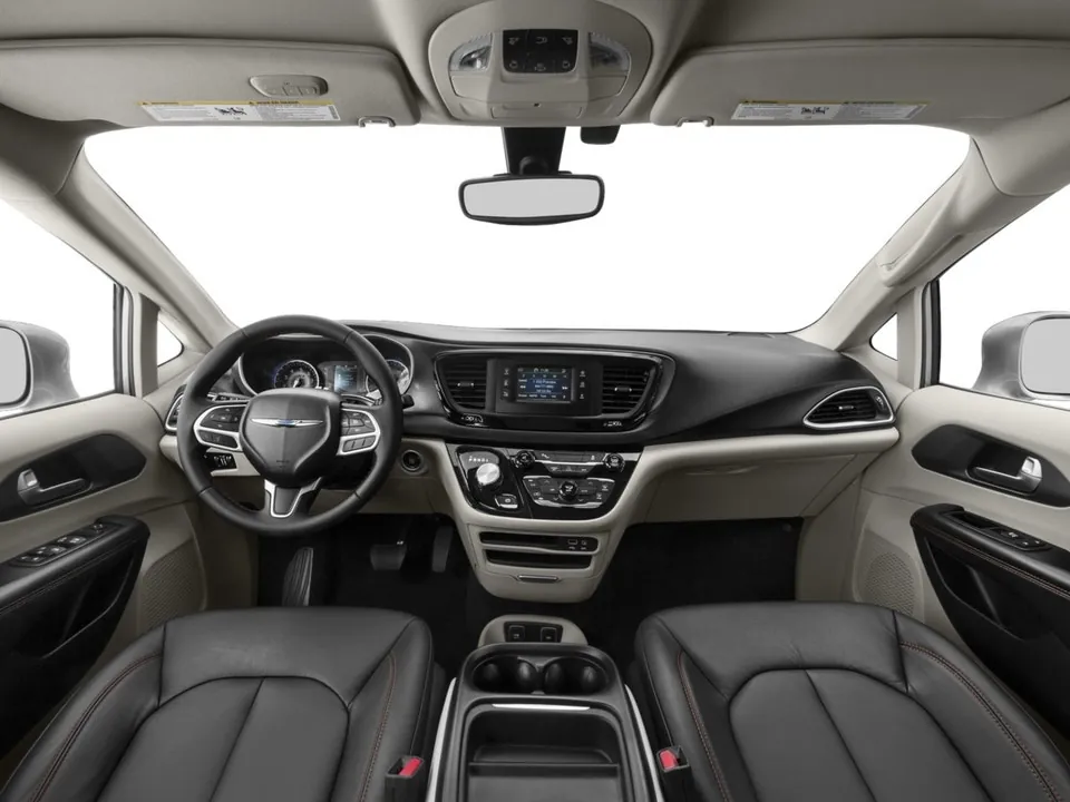 Chrysler Pacifica 2017 photo 5