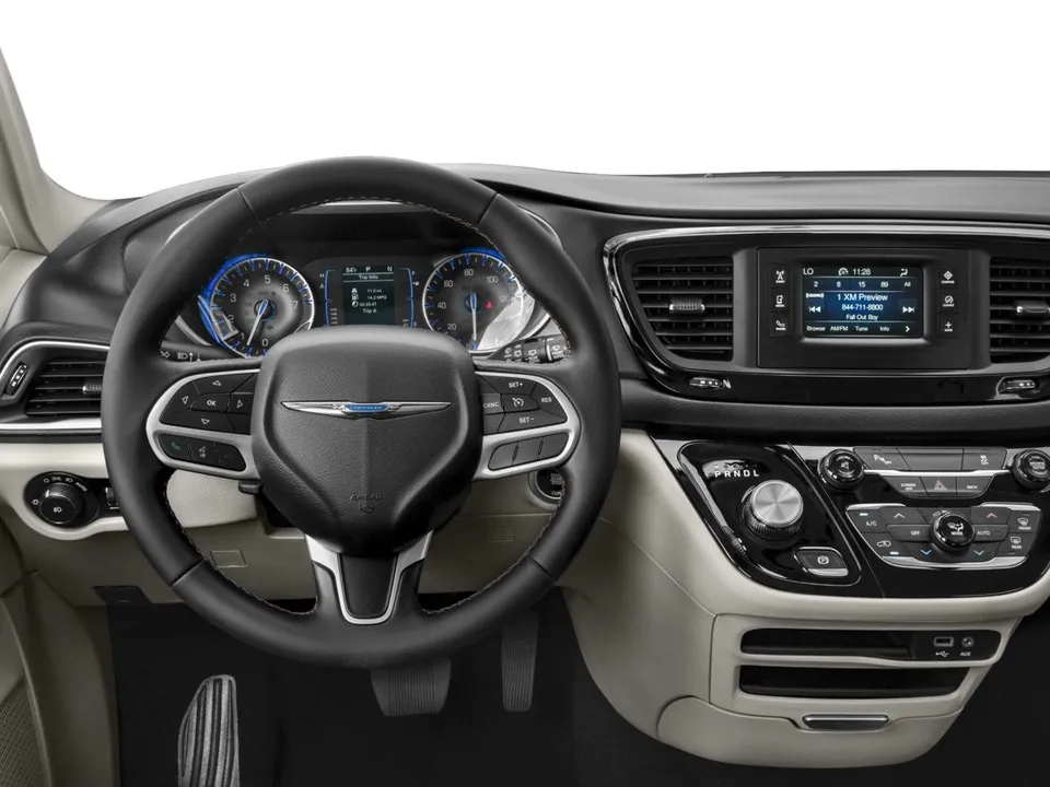 Chrysler Pacifica 2017 photo 4