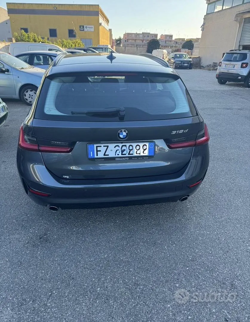 BMW 318D 2019 photo 3