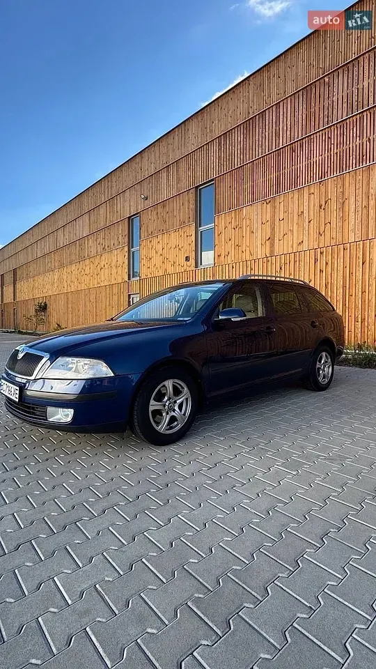 Skoda Octavia 2008 photo 4