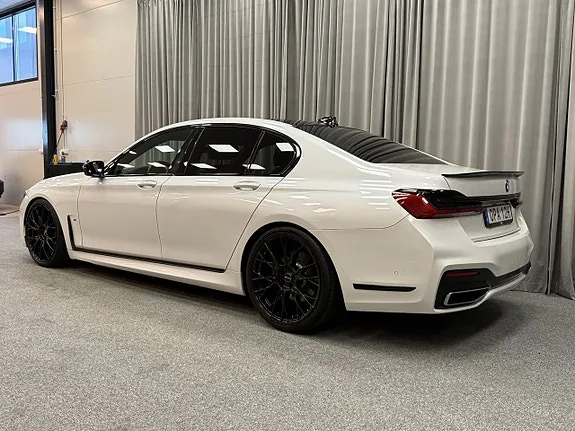 BMW 740D 2020 photo 3