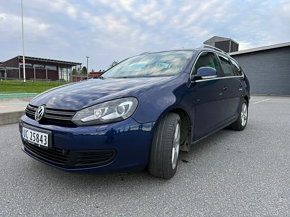 Volkswagen Golf 2010 photo 3