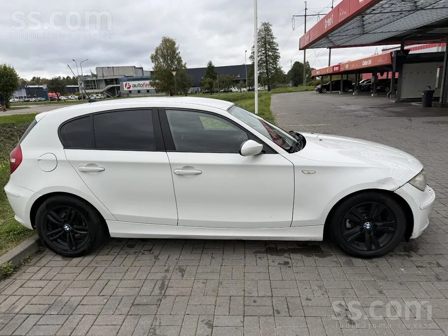 BMW 118 2008 photo 2