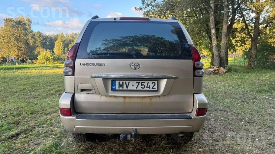 Toyota Land Cruiser 2006 photo 5