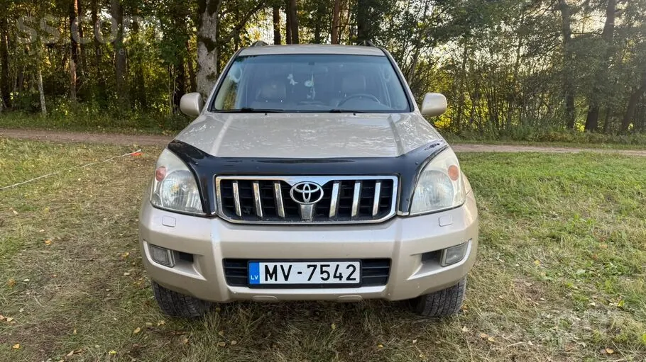 Toyota Land Cruiser 2006 photo 2