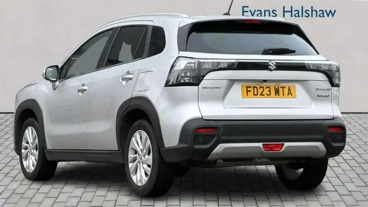 Suzuki S-Cross 2023 photo 2