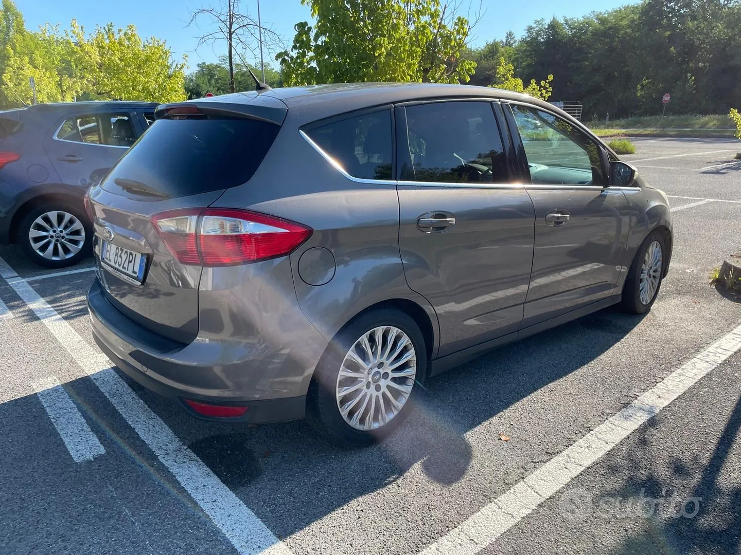 Ford C-Max 2012 photo 4