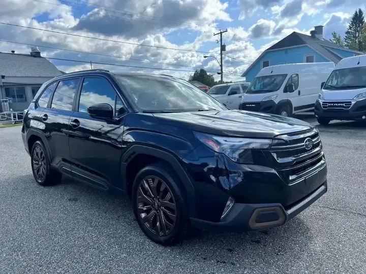 Subaru Forester 2025 photo 3