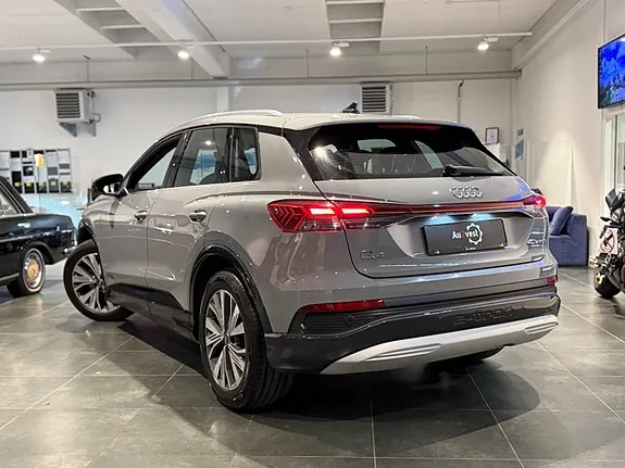 Audi Q4 E-Tron 2023 photo 4