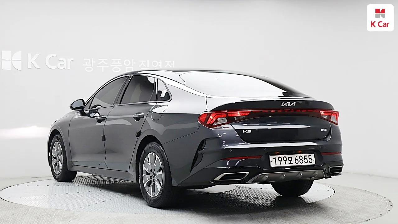 Kia K5 2023 photo 2