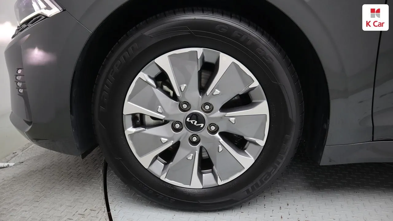 Kia K5 2023 photo 5